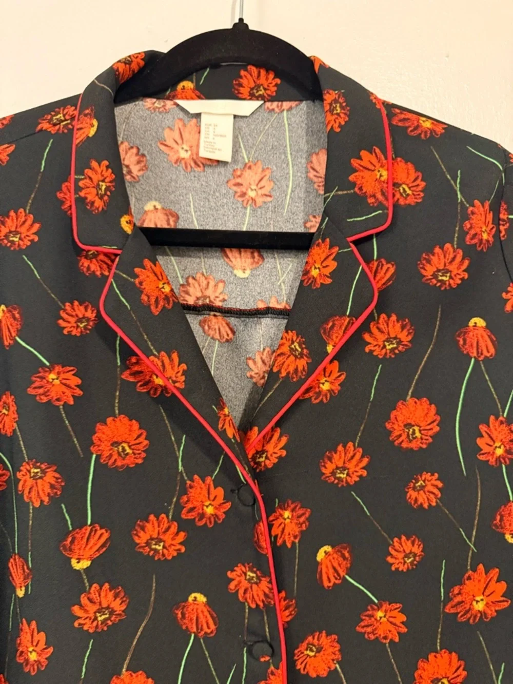 H&M Black Button-Down Top with Orange Floral Print - Picture 7 of 10